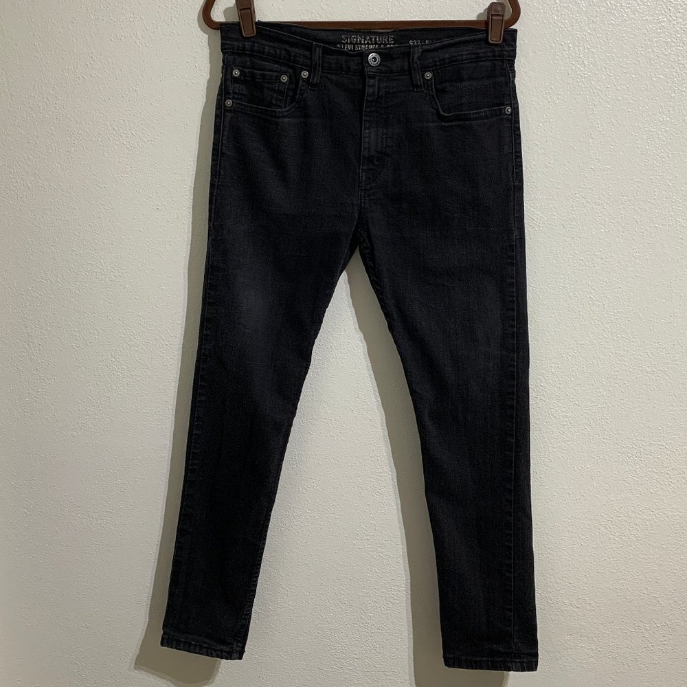 Pre-loved, Signature By Levi Strauss & Co. Black Distressed Unisex Jean, 32x30